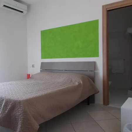 Red-home * Capua