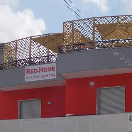 Red-home Guest house *